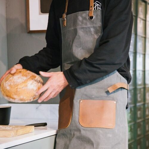 Apron leather and canvas