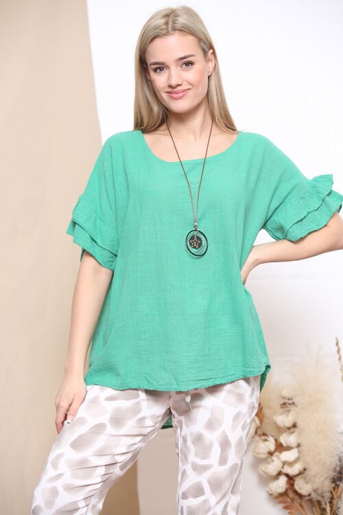 Green ruffled sleeve top with necklace