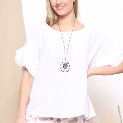 White ruffled sleeve top with necklace