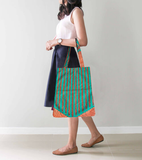 Tote bag reversible