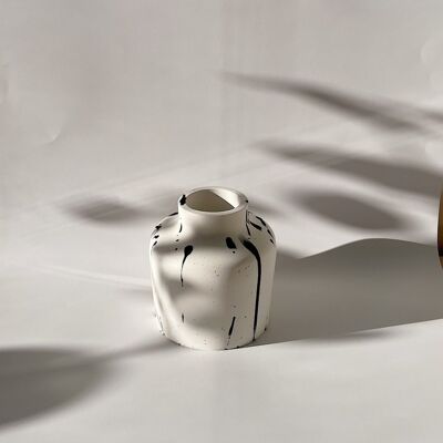Nordic Abstract Monochrome Concrete-Style Eco-Friendly Decorative Vase