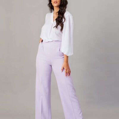 Pantalona com pinça lilás