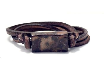 Bracelet homme avec pierre en céramique brun rouille 1
