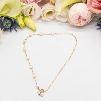 Rosary Collection necklace: white freshwater pearl