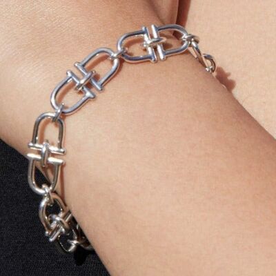 Interlinked 'D' Charm Chunky Silver Bracelet - Bracelet - 19cm