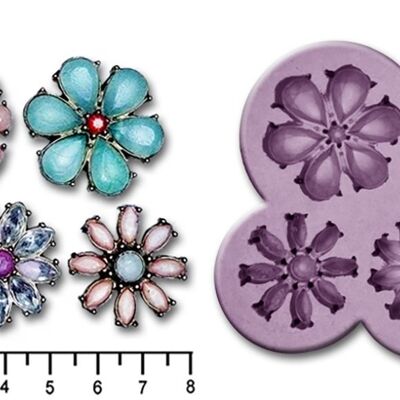 BROOCHES x 5