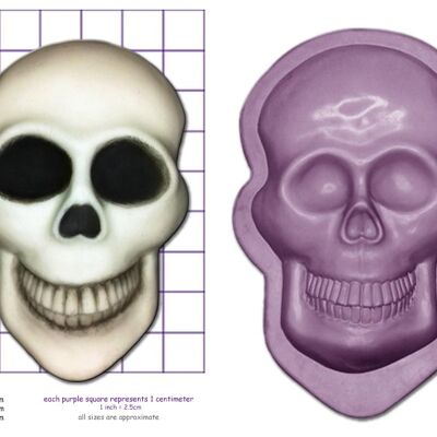 SMILEY SKULL Medium, Large or Extra Large  - Medium