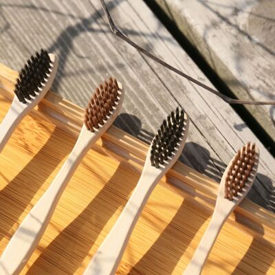 ZD by Sostraw: Bamboo toothbrush
