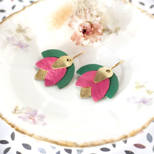 Boucles d'oreilles Fuchsia en cuir rose doré vert