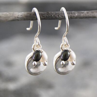 Collana rotonda in argento con perle - Orecchini pendenti
