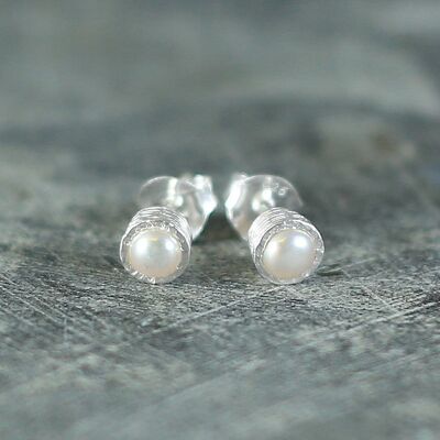 Textured Silver White Pearl Studs - Stud Earrings