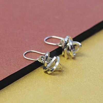 Angular Knot Silver Stud Earrings - Necklace+Studs Set