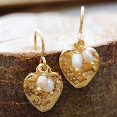 Pendientes Colgantes Perla Orgánica y Corazón de Oro - Pendientes Blanco - Perlas Negras