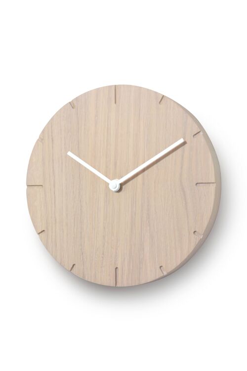 Solide Mini - Wanduhr aus massivem Holz mit Quarz-Uhrwerk - Räuchereiche - Beige