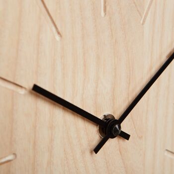 Beam - Horloge de table/murale avec mouvement à quartz - Chêne non traité - Noir 5