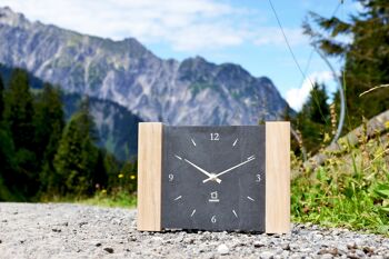Matterhorn - horloge murale/de table en chêne blanchi à la chaux avec ardoise - horloge radio 2