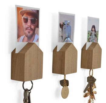 Wholesale magnetic key holder With Eye-Catching Designs 