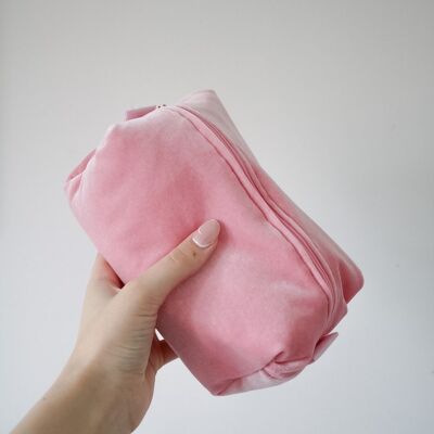 Pink Velvet Make Up Bag | Cosmetic Bag | lined with polka dot cotton | Travel Pouch | Zip-up pouch | Handmade | Luxury | Accessories bag