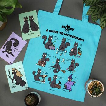 Spooky Cat Un guide de la sorcellerie bleu azur Tote bag 3