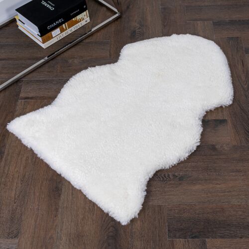 Ivory Short Pile Sheepskin Rug