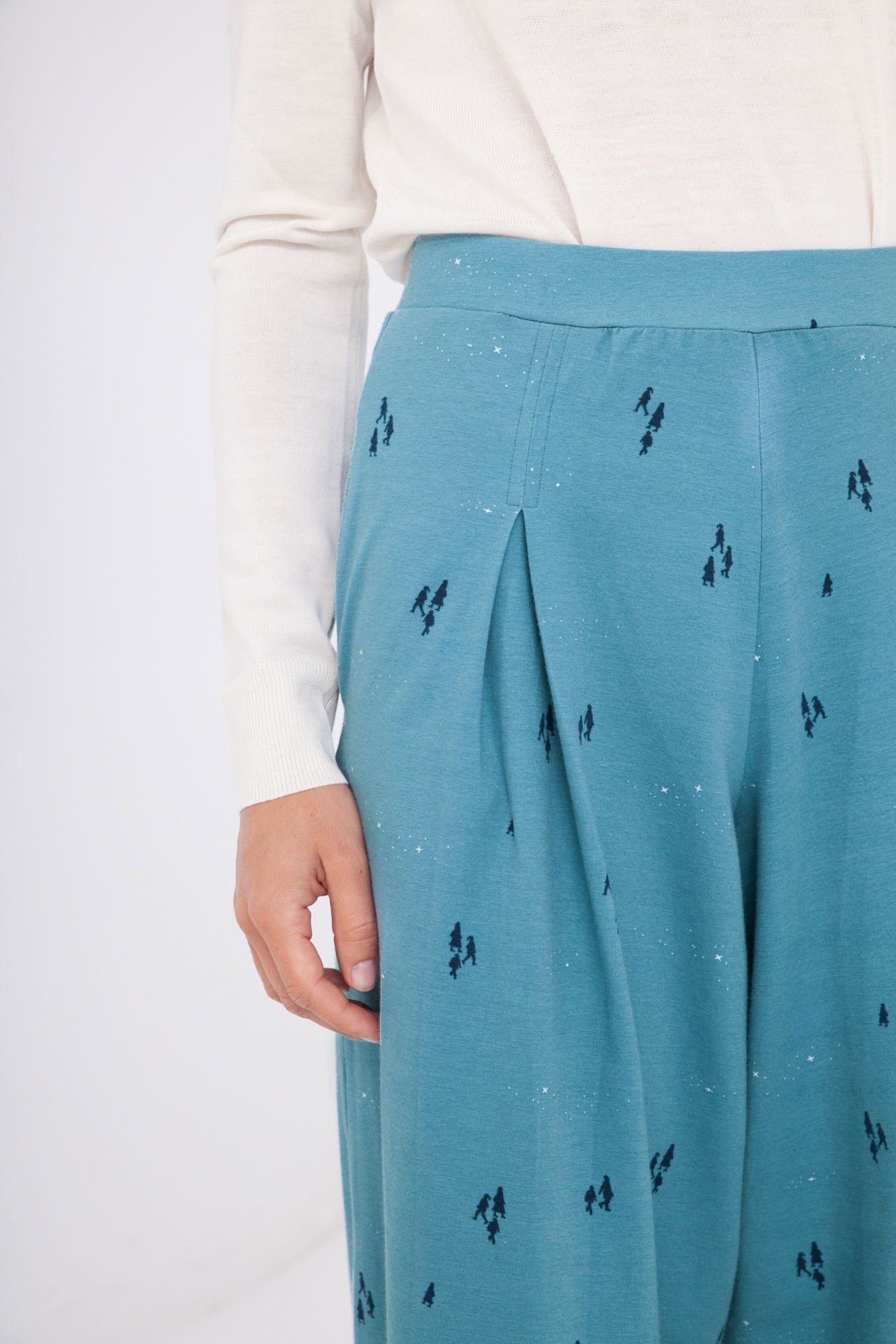 Opalblauer Celia Hosenrock. - Blau