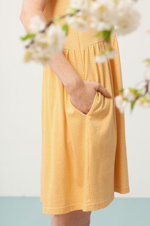 Vestido Priscila oversize color miel y estampado japones - Amarillo