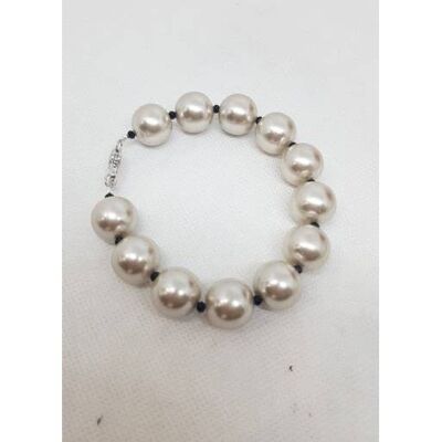 Bracelet with pearls handmade in Italy