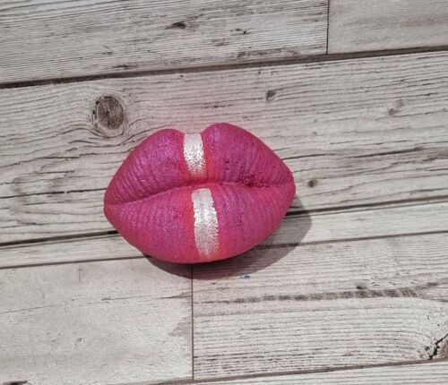 'Pucker Up' Bath Bomb