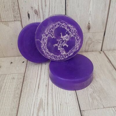 Barre de savon luffa pluie violette