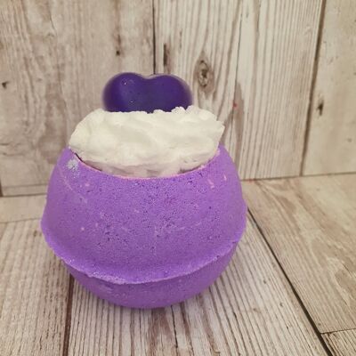 Bomba de baño superior batida con brillo violeta