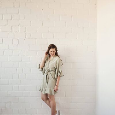 Kimono "ruffles", sage green with ruffles on the sleeves, one size