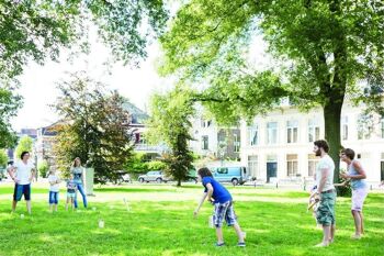 Kubb - jouet en bois - jeu actif - jeu extérieur - enfants - BS Toys 4