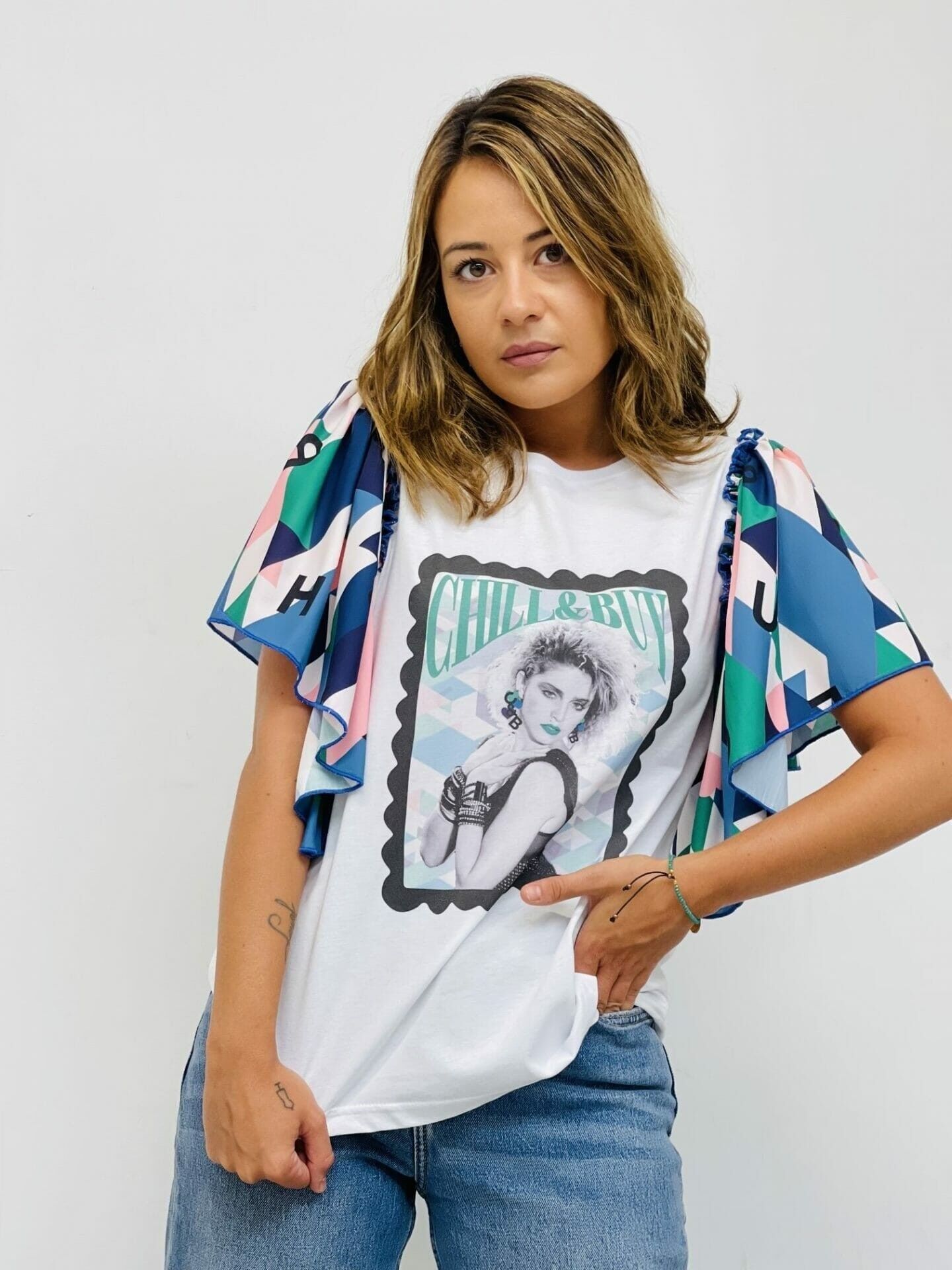 T-shirt con maxi volant Madonna Ephemera