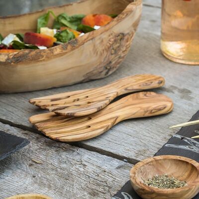 Mani di insalata di legno d'ulivo