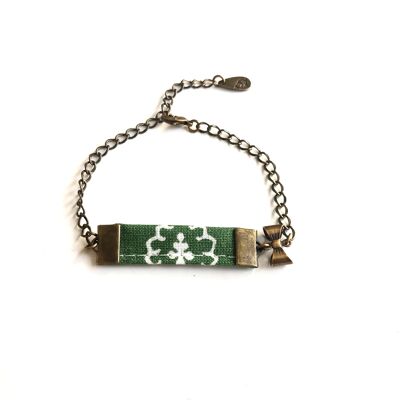Cézanne green knot curb bracelet