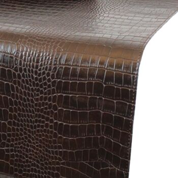 Chemin de table 150 cm simili cuir crocodile marron foncé 3