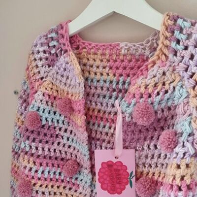 Cardigan con pompon all'uncinetto rosa arcobaleno 0-3 mesi