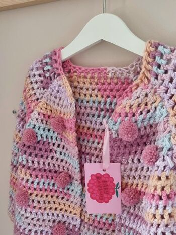 Cardigan Pompon Crochet Arc-en-Ciel Rose 5-6 Ans