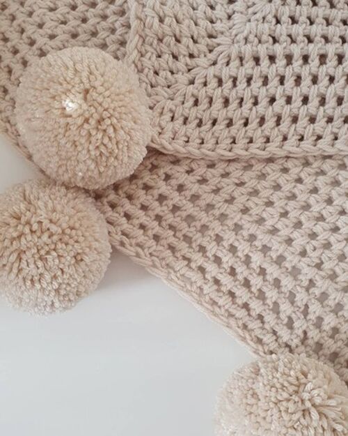 Biscuit Pompom Blanket - Toddler - Yes