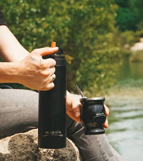 Thermos à Maté - Volume 1L - Bec Verseur - Garde l'eau Chaude 6-8h - Acier Inoxydable - Noir