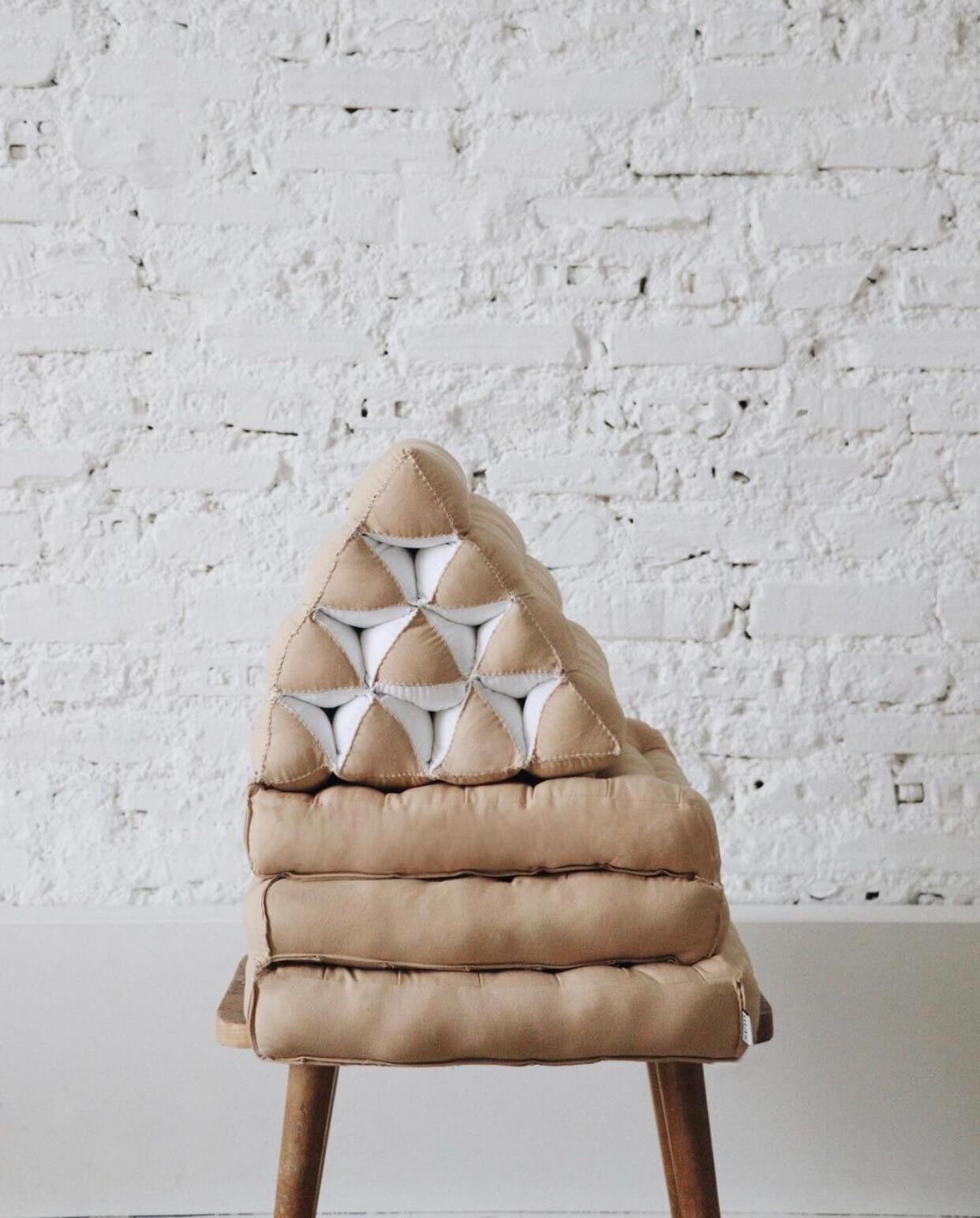 Lettino da giorno Seih Surus beige scuro