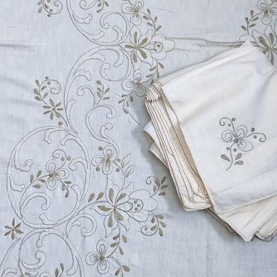 Linen tablecloth with gray hand embroidery