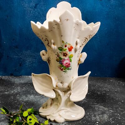 Vase en porcelaine anglaise peint à la main