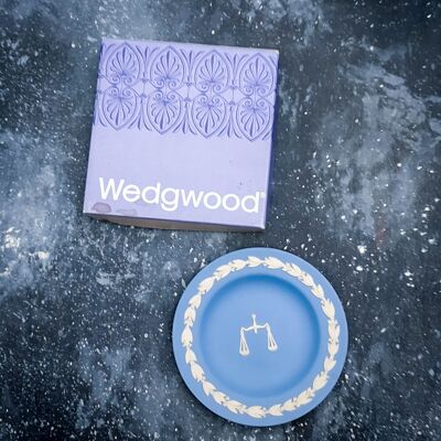 Hellblaue Wedgwood-Untertasse