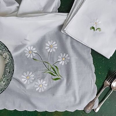 Cotton tablecloth with daisies and 12 napkins