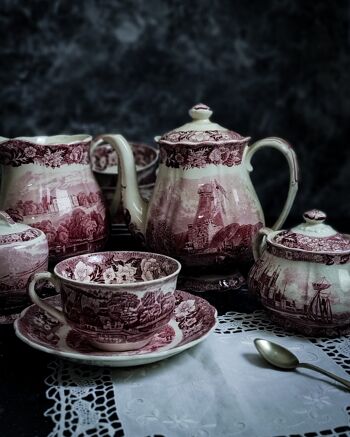 Service à thé anglais rouge complet pour 12 personnes 5