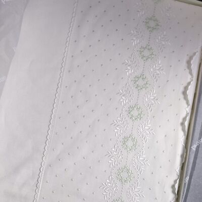 Double bed linen set in mako cotton and green san gallo lace