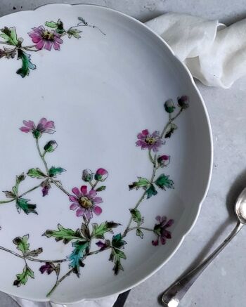 Présentoir en porcelaine Ginori avec fleurs roses 2