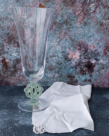 Vase Portieux en satin et cristal transparent 1