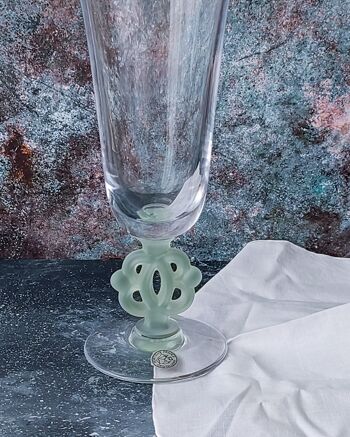 Vase Portieux en satin et cristal transparent 2